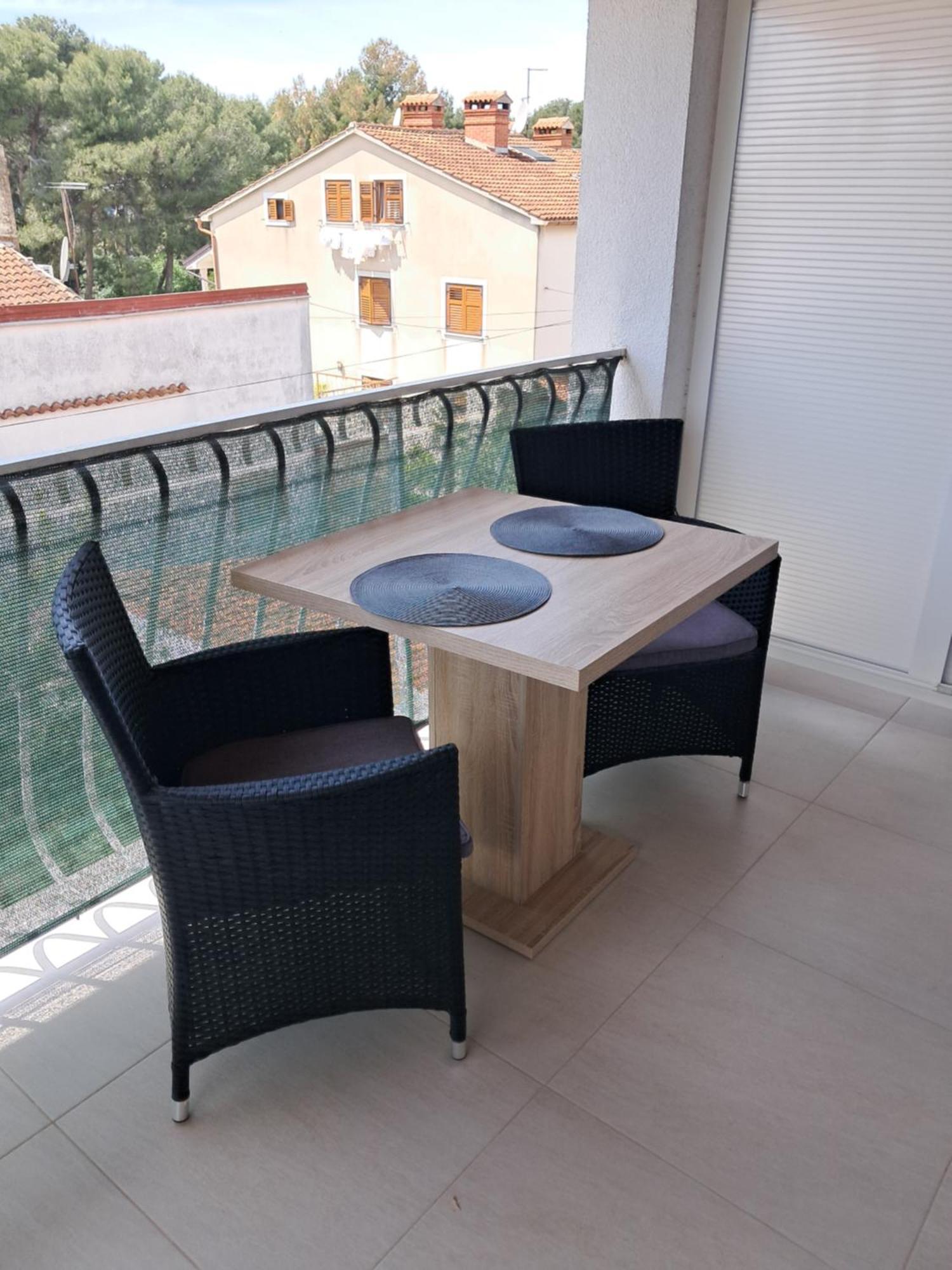 Studio Apartman Nega 2 Rovinj Exterior photo